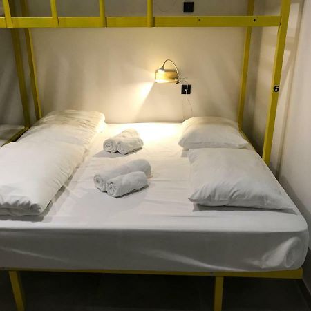 Duck Hostel Erévan Extérieur photo