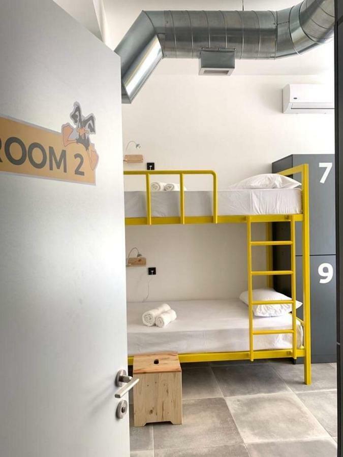 Duck Hostel Erévan Extérieur photo